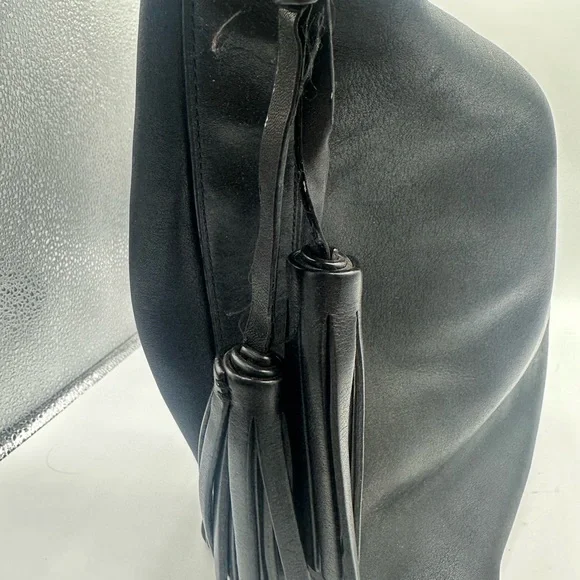 COACH Legacy Tassel Duffle Soft Leather Black Shoulder/Crossbody Bag 19889 - Picture 7 of 14